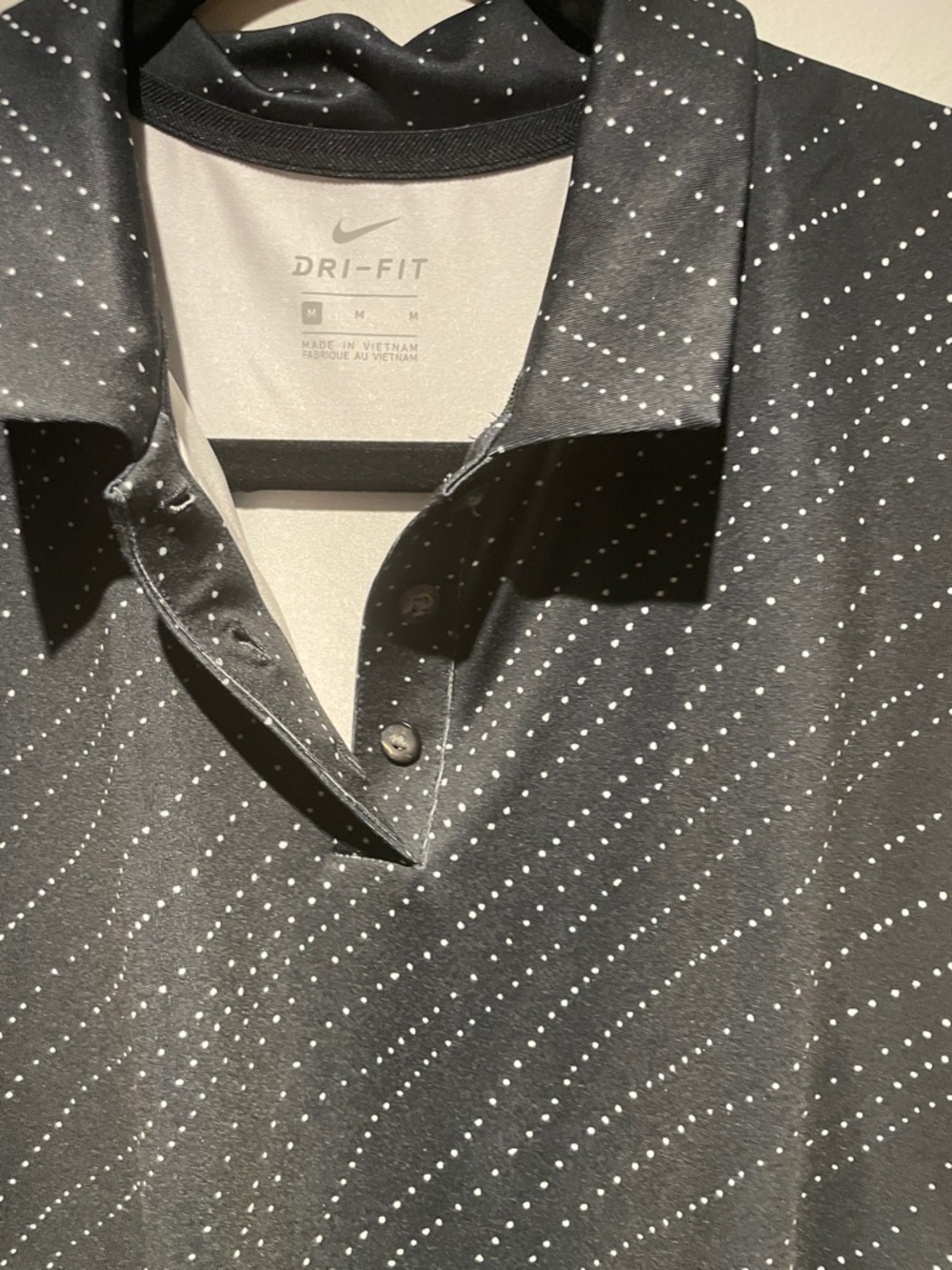 Nike Women’s DRI-FIT Black and White Golf Shirt - Picture 6 of 10